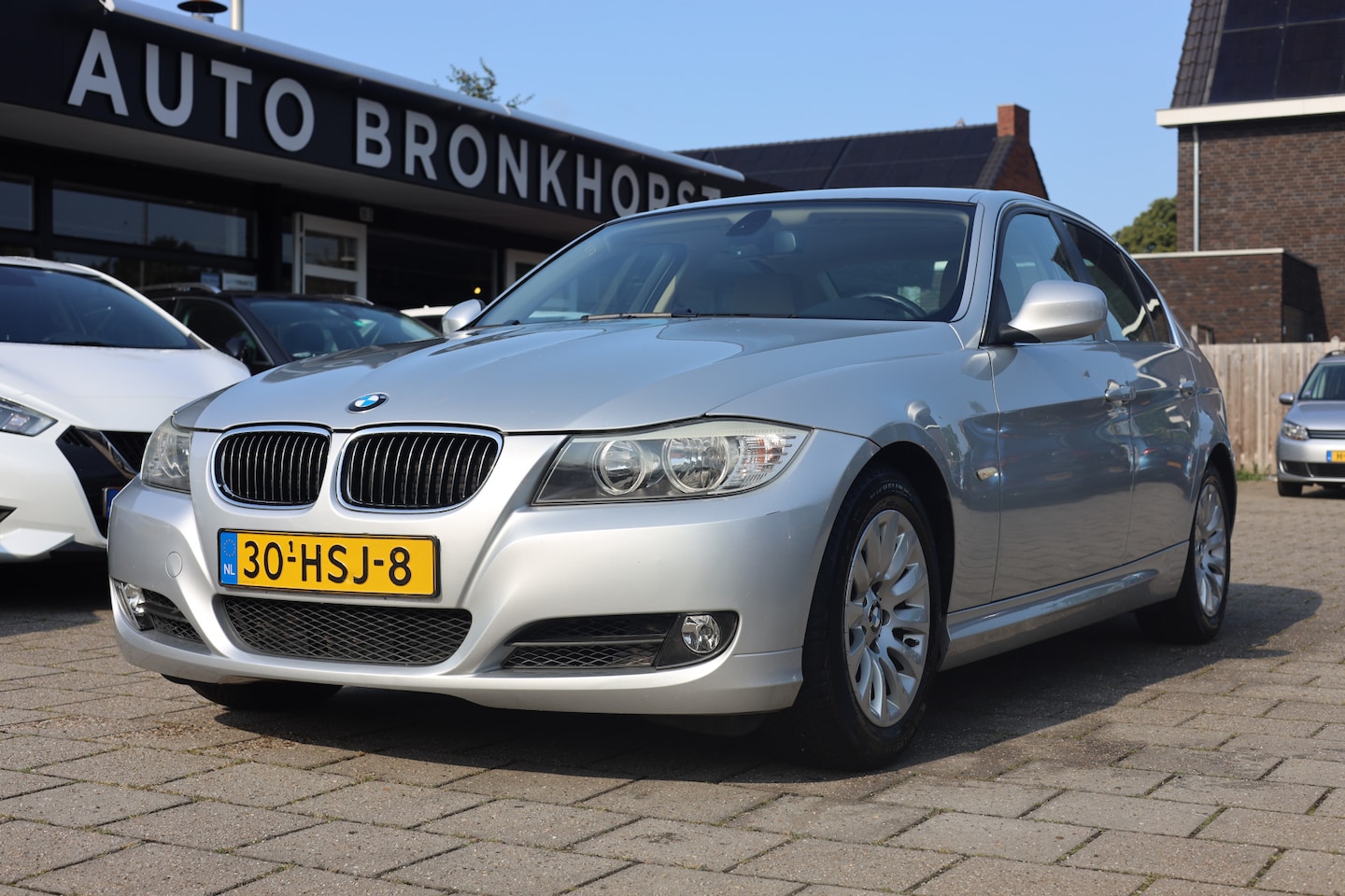 BMW 3-serie - 325i EXECUTIVE AUT | LEDER | NL AUTO - AutoWereld.nl