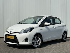 Toyota Yaris - 1.5 Full Hybrid Dynamic Keyless Navi Dealer onderhouden