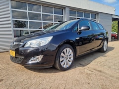 Opel Astra Sports Tourer - 1.4 Turbo Sport