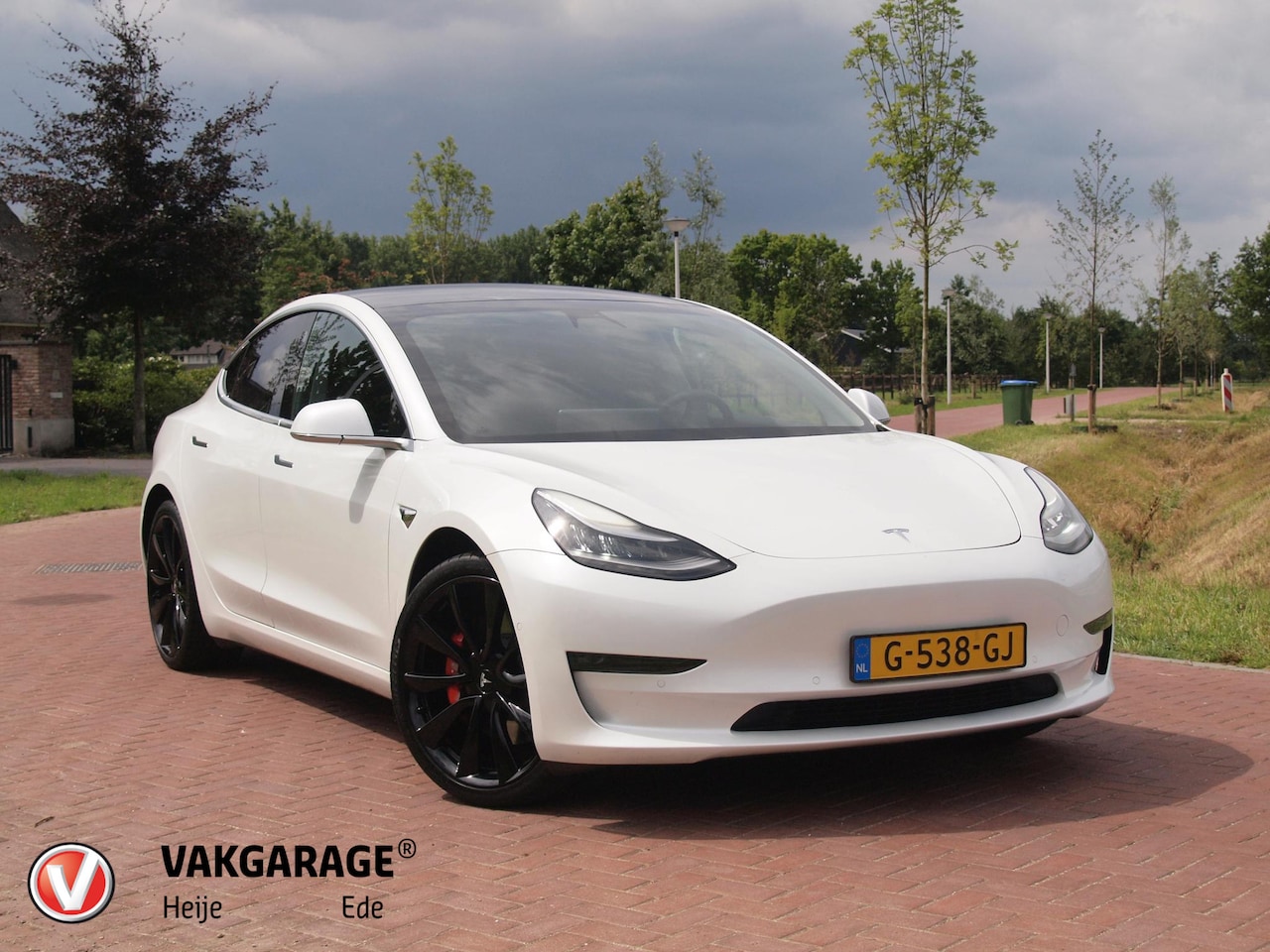 Tesla Model 3 - Performance AWD 75 kWh | Camera | Glazen dak | DAB | NL-Auto | - AutoWereld.nl