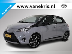 Toyota Yaris - 1.5 Hybrid Bi-Tone, Navigatie, Climate & Cruise Control, Bluetooth, Trekhaak, Parkeercamer