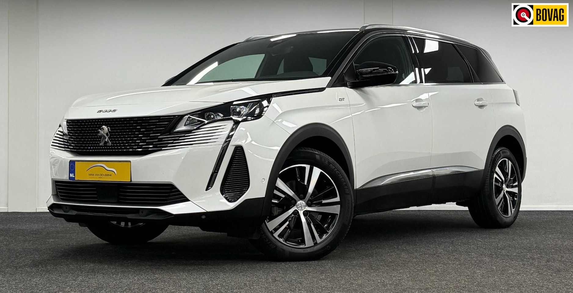 Peugeot 5008 - 1.2 Puretech GT-Line*DealerOh*7Persoons*Camera*Navi*Carplay*CruiseContr! - AutoWereld.nl