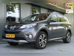 Toyota RAV4 - 2.2D 4WD Cruise Camera Keyless Navi Trekhaak