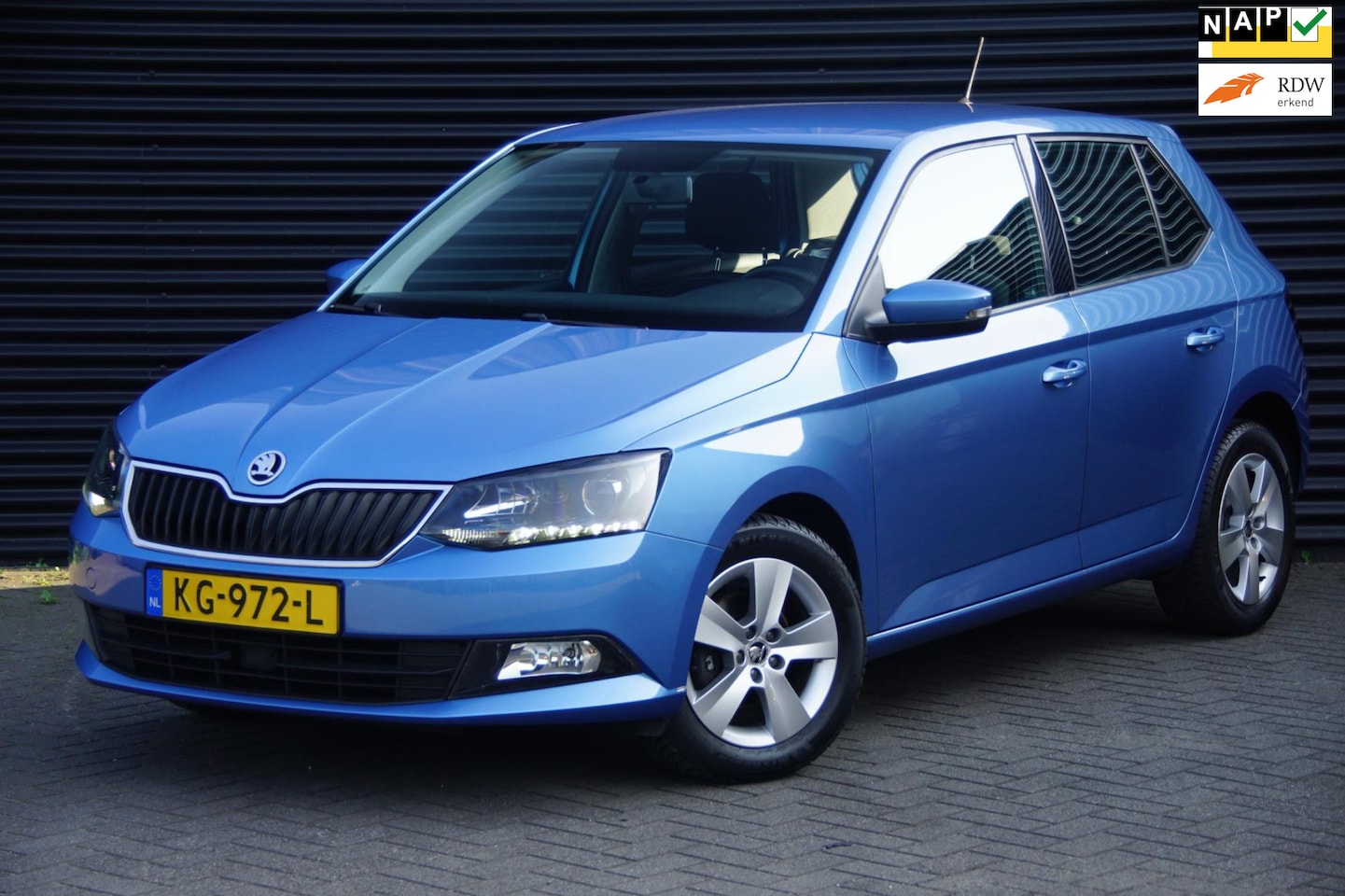 Skoda Fabia - 1.0 Ambition Business | Navi | Cruise | PDC | - AutoWereld.nl