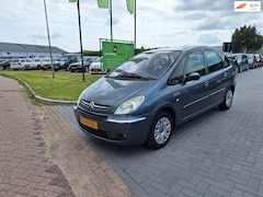 Citroën Xsara Picasso - 2.0i-16V Attraction / Keurige auto / APK september 2026