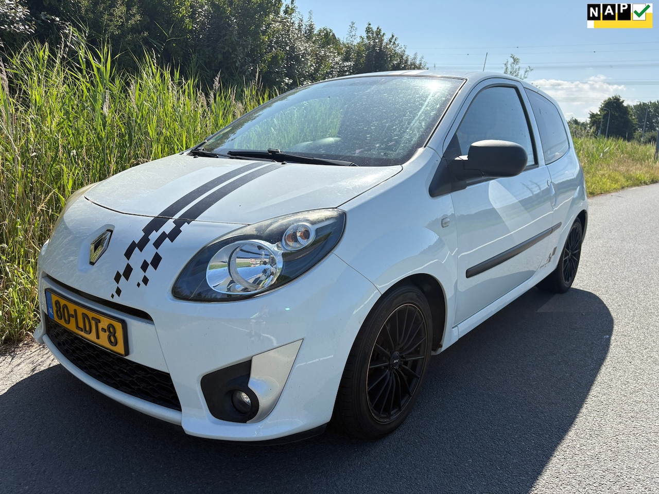 Renault Twingo - 1.2-16V Authentique Goed onderhouden, nieuwe apk, diverse opties en lage NAP kilometer sta - AutoWereld.nl