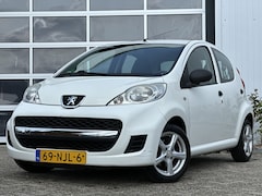 Peugeot 107 - 1.0-12V XR 68pk | 5-deurs | Dealer onderhouden | Achterbank neerklapbaar | Isofix | Radio