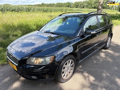 Volvo V50 - 1.8 Edition let op loopt op 3cilinders. Airco/Lm/Centraal