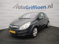 Opel Corsa - 1.2-16V Cosmo met zware fietsendrager
