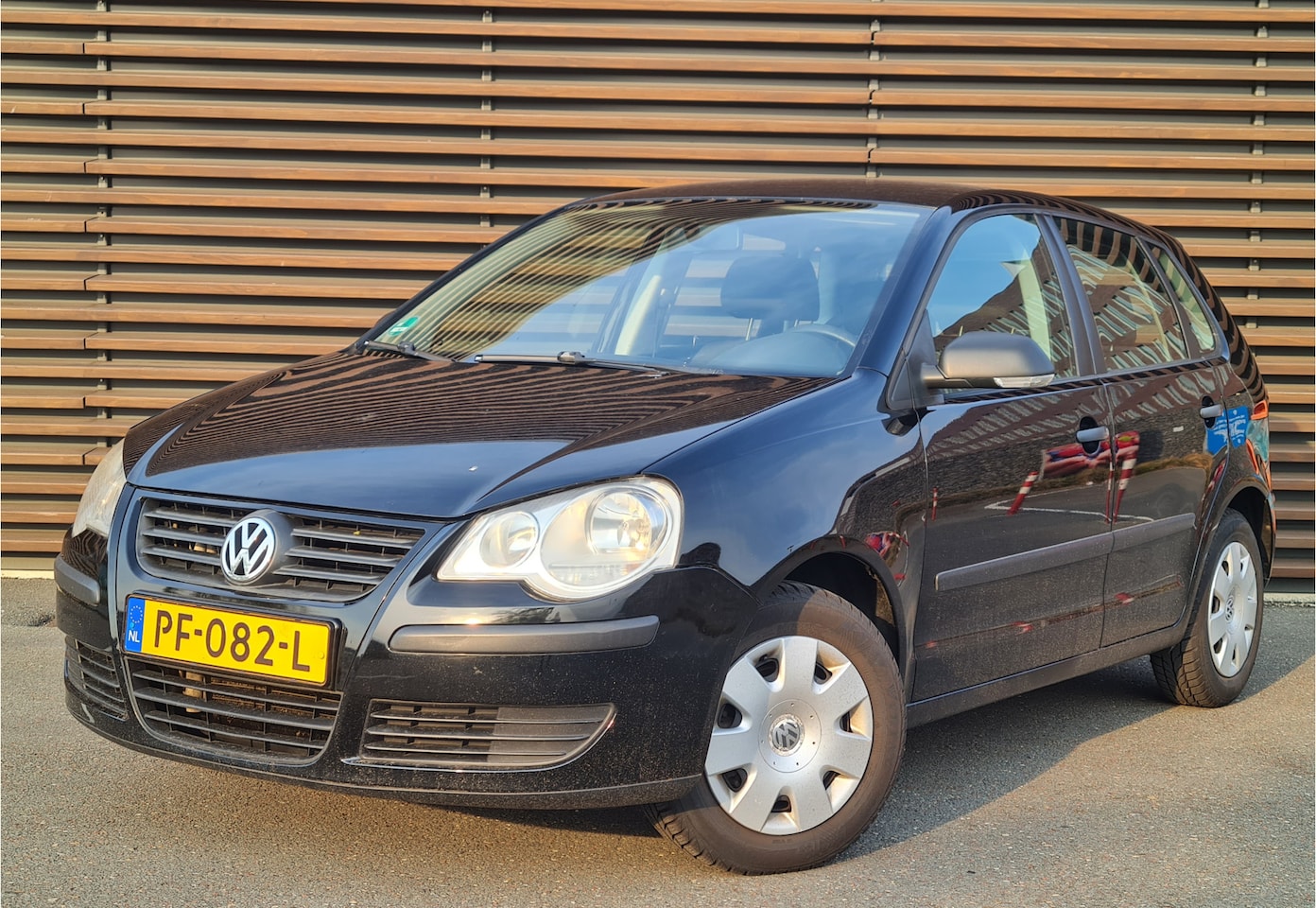 Volkswagen Polo - 1.2 Trendline | Airco | Elektrische ramen | Nieuwe apk | Netjes onderhouden Interesse ? Be - AutoWereld.nl