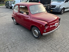 Fiat 600 - 600 L leuke oldtimer   (: