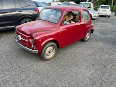 Fiat 600 - 600 L leuke oldtimer   (: