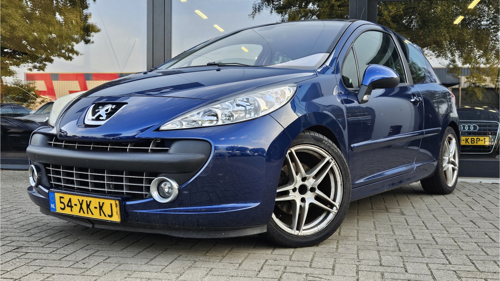 Peugeot 207 - 1.6 VTi XS Pack + PANO DAK + LEER + LM VELGEN + AIRCO - AutoWereld.nl
