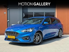 Ford Focus Wagon - 1.0 EcoBoost Titanium Business | ST-Line | Veel opties | NAP | Navi | Camera | Stoelverwar