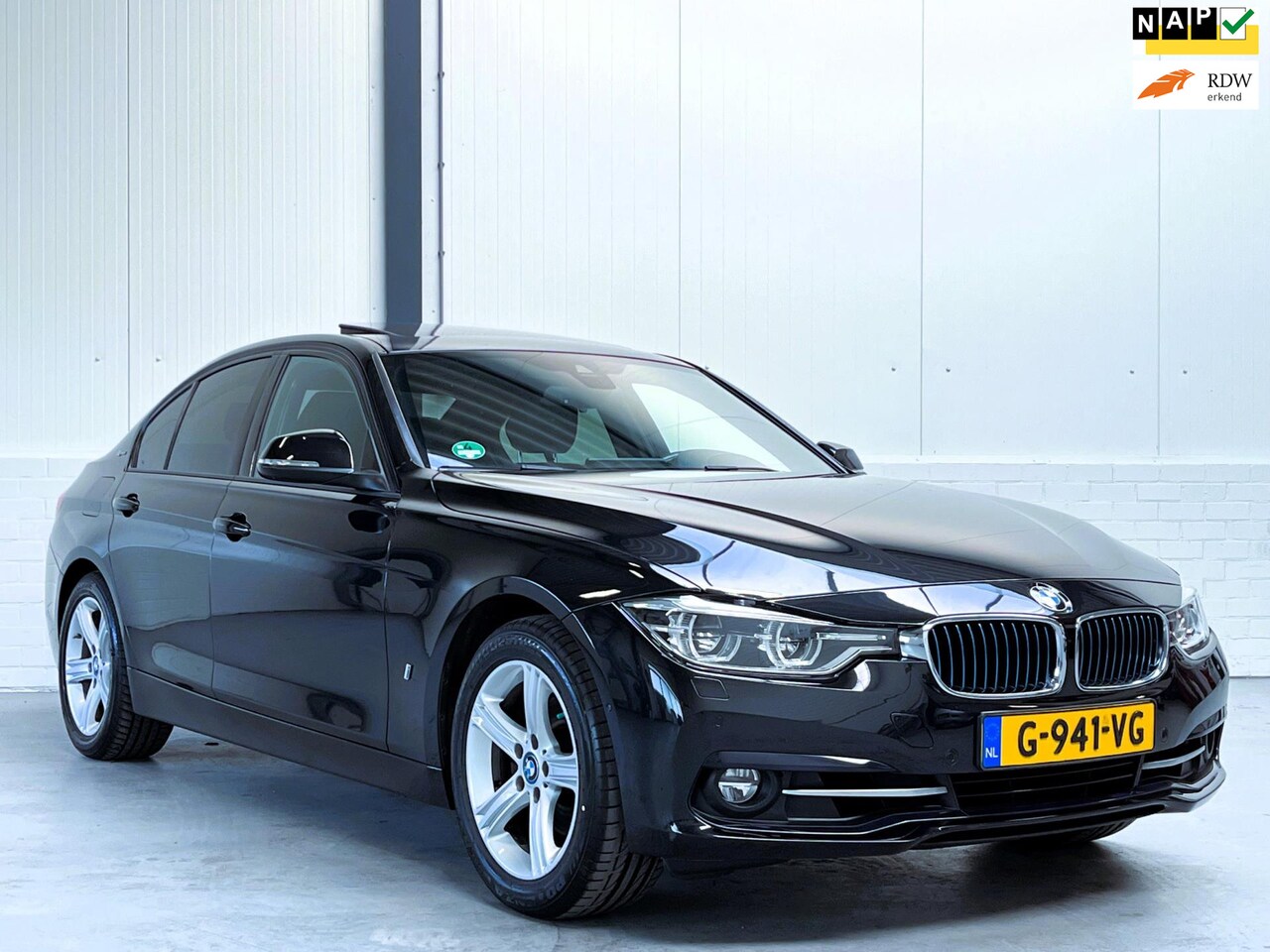 BMW 3-serie - 330e High Executive Individual|Schuifdak| H.U.D - AutoWereld.nl