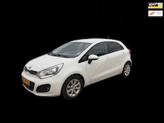 Kia Rio - 1.2 CVVT Super Pack Clima Keyless Privacy Glas Apk 1-2026