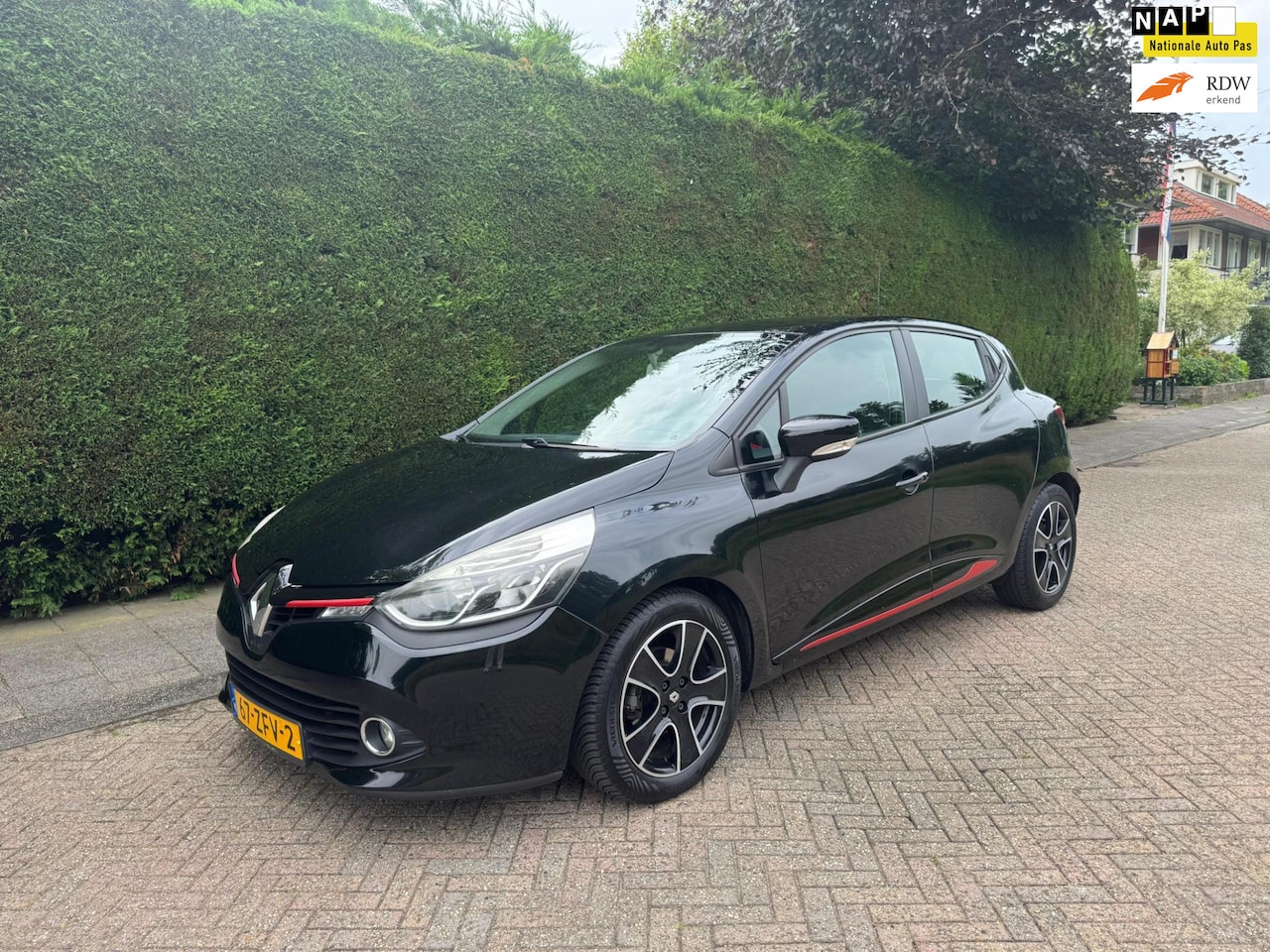 Renault Clio - 0.9 TCe AIRCO KOUD/RIJDT PRIMA/1e EIGENAAR!!! - AutoWereld.nl