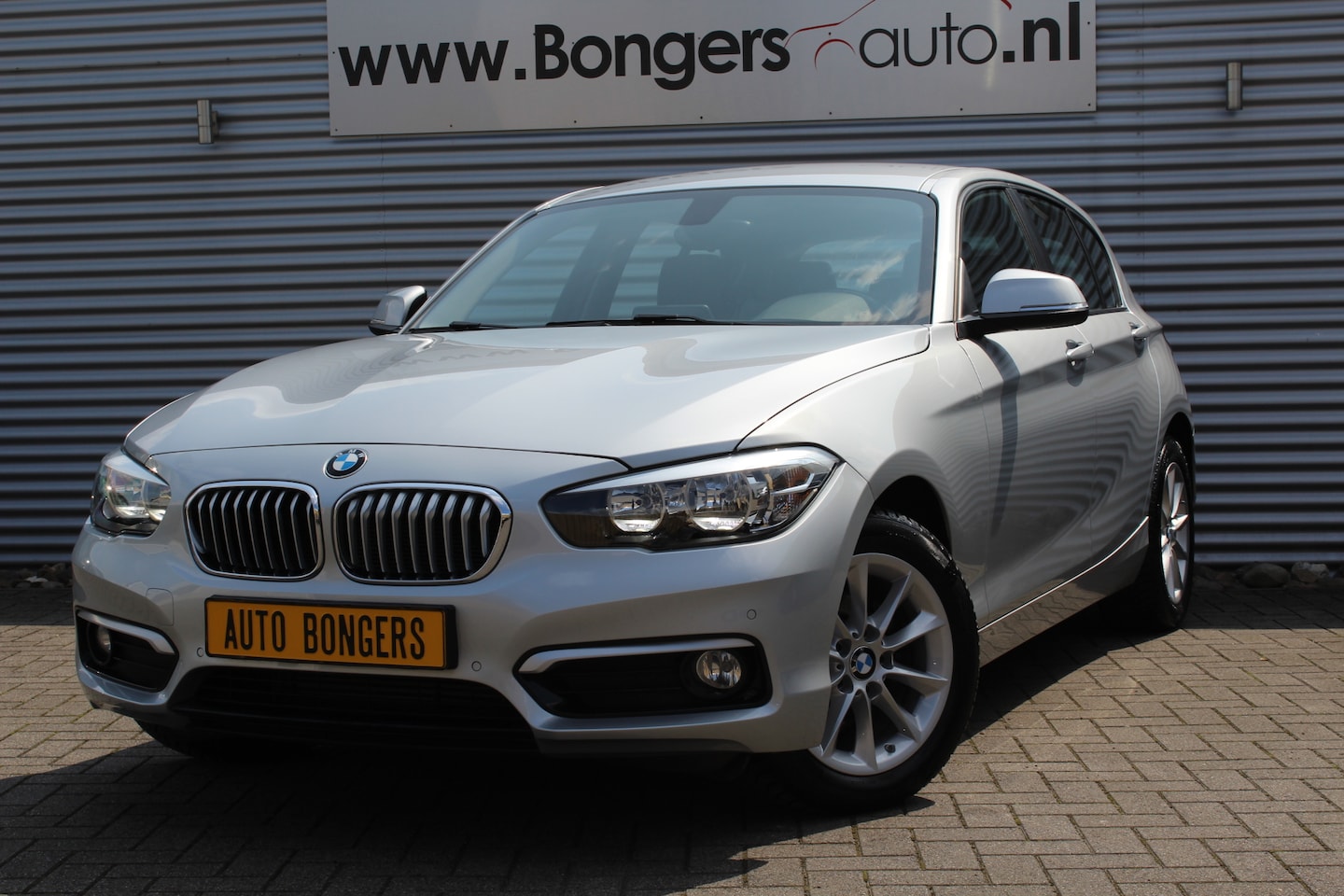 BMW 1-serie - 116i High Executive URBAN-LINE - AutoWereld.nl