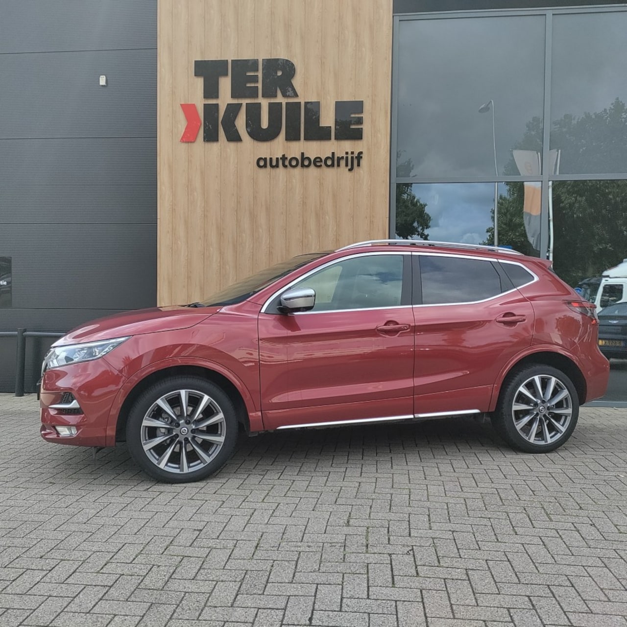 Nissan Qashqai - 1.3 DIG-T N-CONNECTA 2020 PanoDak Full Opt. 1e eigenaar - AutoWereld.nl