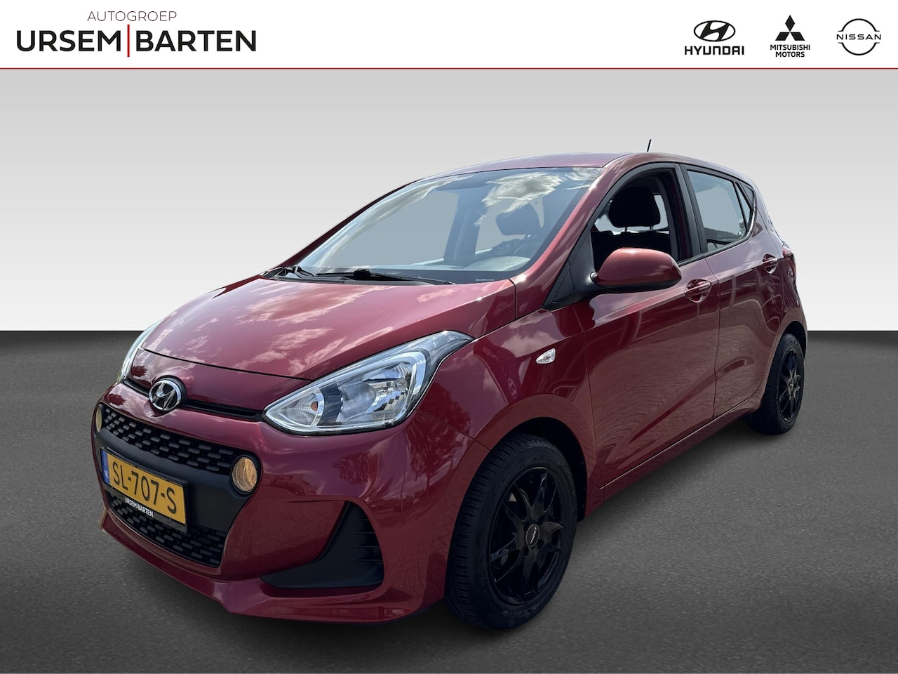 Hyundai i10 - 1.0i Comfort KEURIGE AUTO // NAVIGATIE // LICHTMETALEN VELGEN - AutoWereld.nl