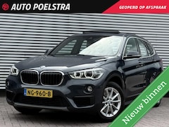 BMW X1 - xDrive20i Centennial High Executive Panoramadak HUD Keyless Harman Kardon Camera LED Leder