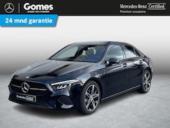 Mercedes-Benz A-klasse - Limousine 180 Luxury | Panoramadak | Nightpakket |