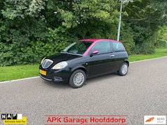 Lancia Y(psilon) - Ypsilon 1.2 Argento / nieuwe APK