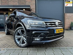 Volkswagen Tiguan Allspace - 1.5 TSI 150PK Highline Incl, BTW Business R R-Line Automaat PanoramaDak Stoel/Massage Keyl