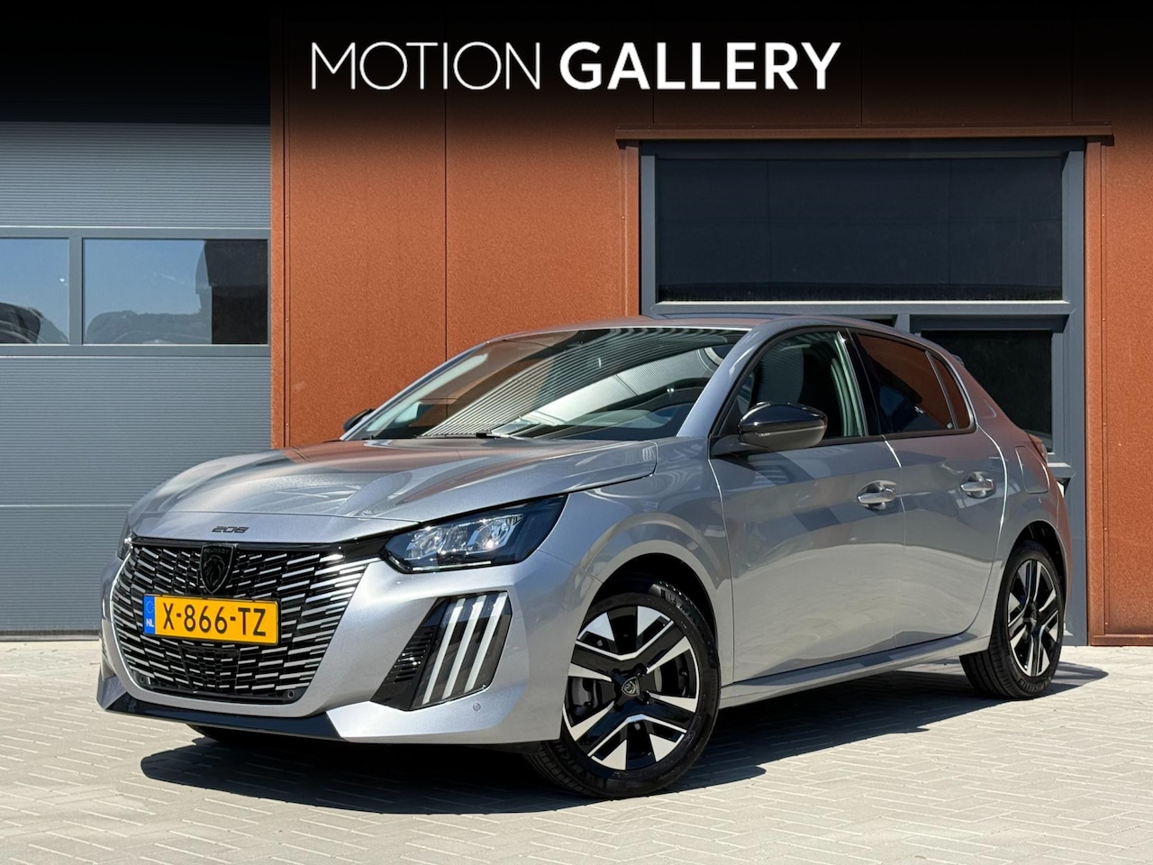 Peugeot 208 - 1.2 PureTech 100 Allure | Als nieuw | Dealer | NAP | Virtual Cockpit | CarPlay | Navi | Ca - AutoWereld.nl