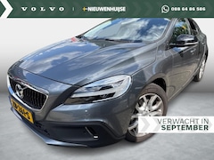 Volvo V40 Cross Country - 1.5 T3 Polar+ Luxury | Stoelverwarming | Standkachel | on Call | DAB | Parkeercamera | Par