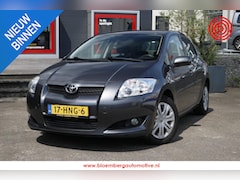 Toyota Auris - 1.6-16V Sol