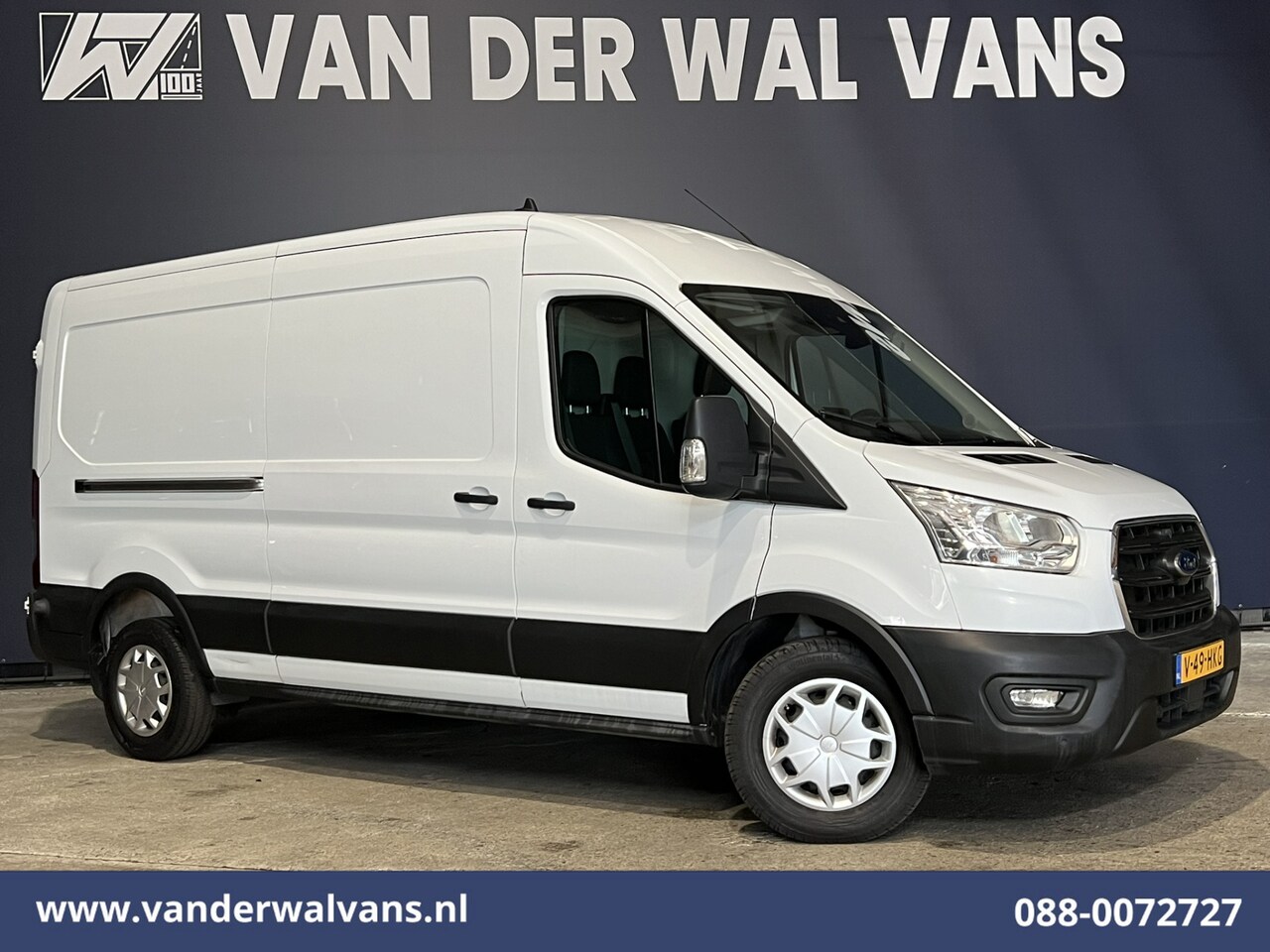 Ford Transit - 2.0 TDCI 130pk L3H2 Euro6 # Airco | Navigatie | Stoelverwarming | Camera | Apple Carplay | - AutoWereld.nl