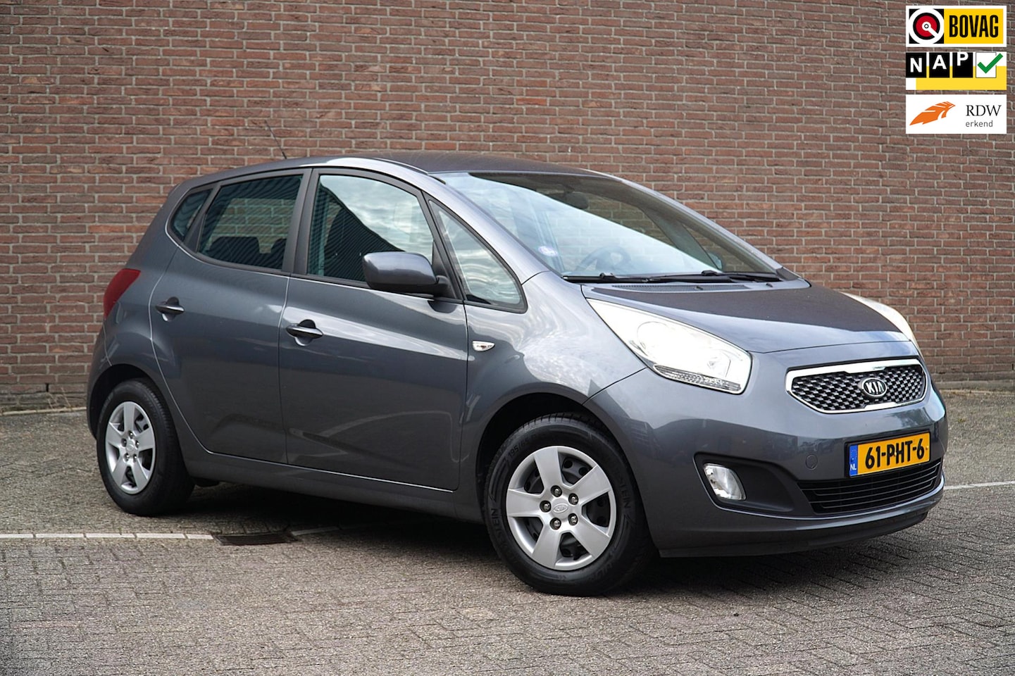 Kia Venga - 1.4 CVVT Seven 1.4 CVVT Seven, Navigatie, Airco, Trekhaak, Nw. APK bij aflevering - AutoWereld.nl