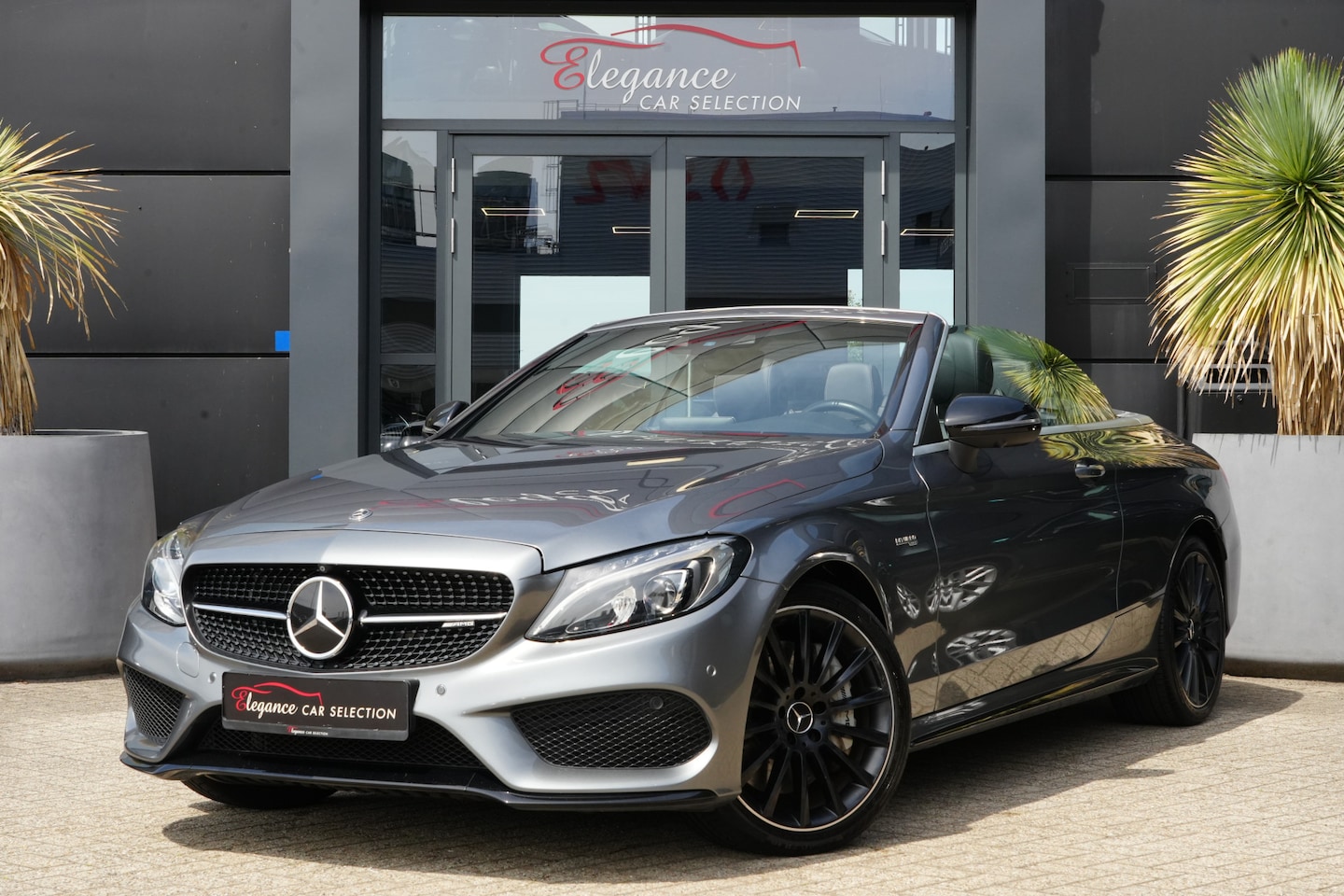 Mercedes-Benz C-klasse Cabrio - 43 AMG 4MATIC 368pk Navigatie/Stoelverwarming/360Camera - AutoWereld.nl