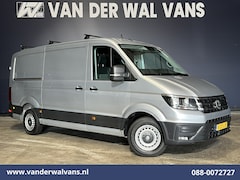 Volkswagen Crafter - 2.0 TDI 141pk L3H2 L2H1 Euro6 Airco | 3000kg Trekhaak | Camera | Navigatie | Apple Carplay