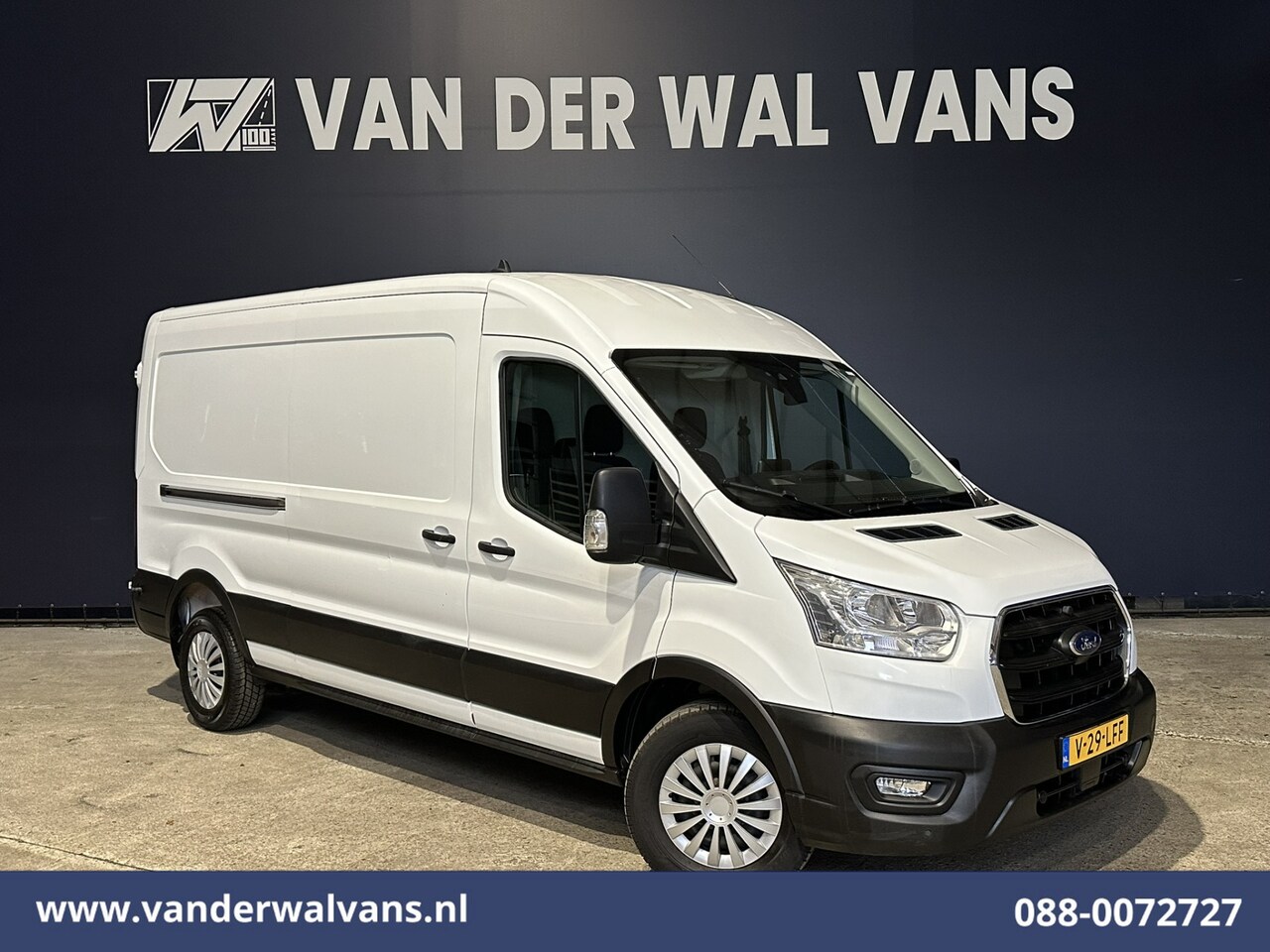 Ford Transit - 2.0 TDCI 131pk L3H2 Euro6 ** Airco | Navigatie | Camera | Cruisecontrol | Apple Carplay | - AutoWereld.nl