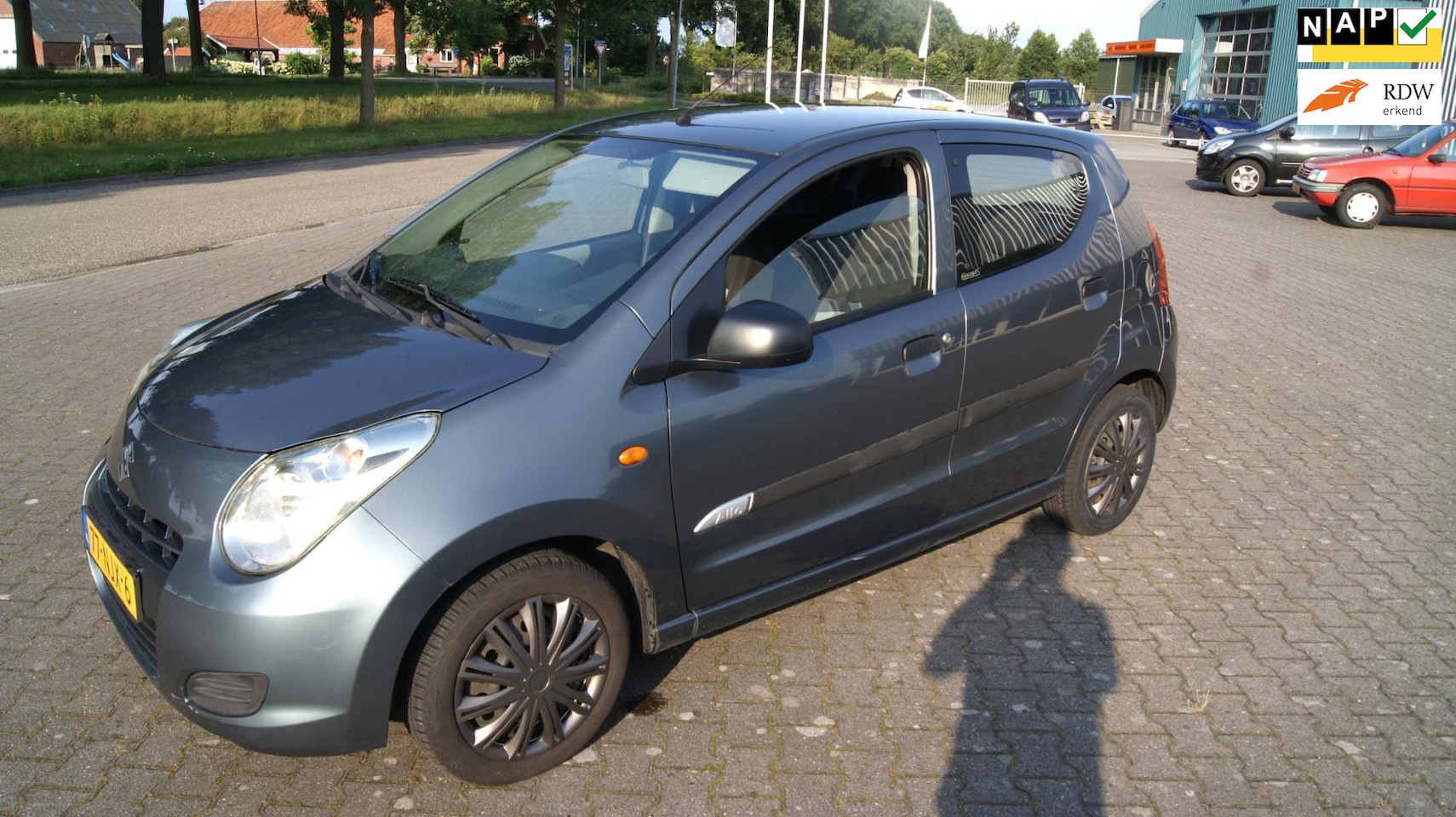 Suzuki Alto - 1.0 Comfort Plus Airco/PDC eerste eigenaar ! - AutoWereld.nl