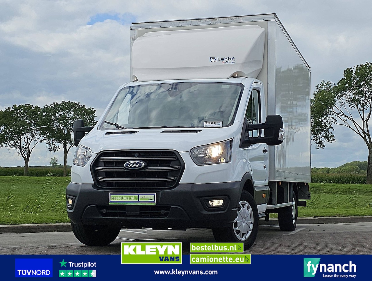 Ford Transit - 350 P 130 ECOB. LAADKLEP - AutoWereld.nl