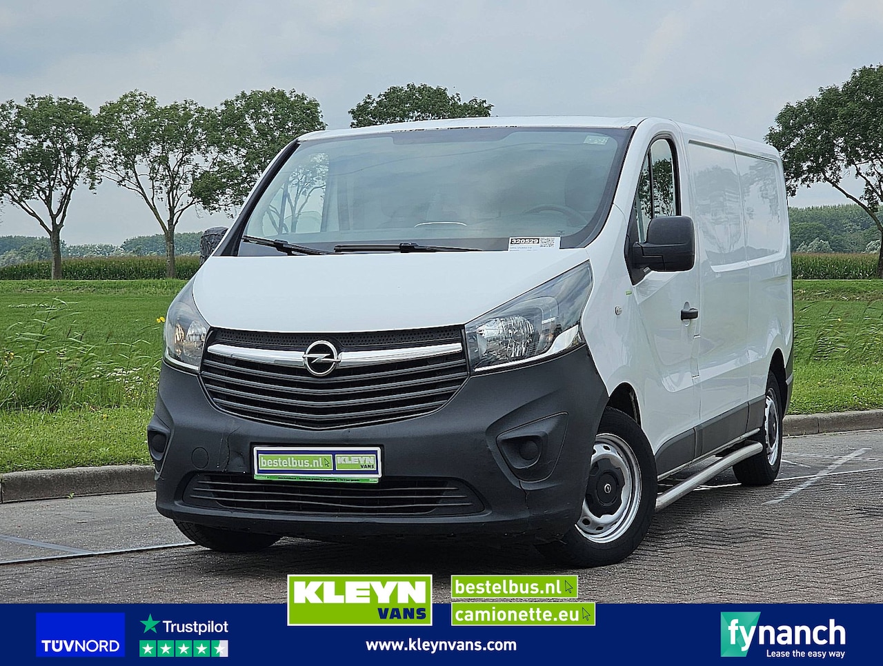Opel Vivaro - 1.6 L2H1 Airco Navi! - AutoWereld.nl