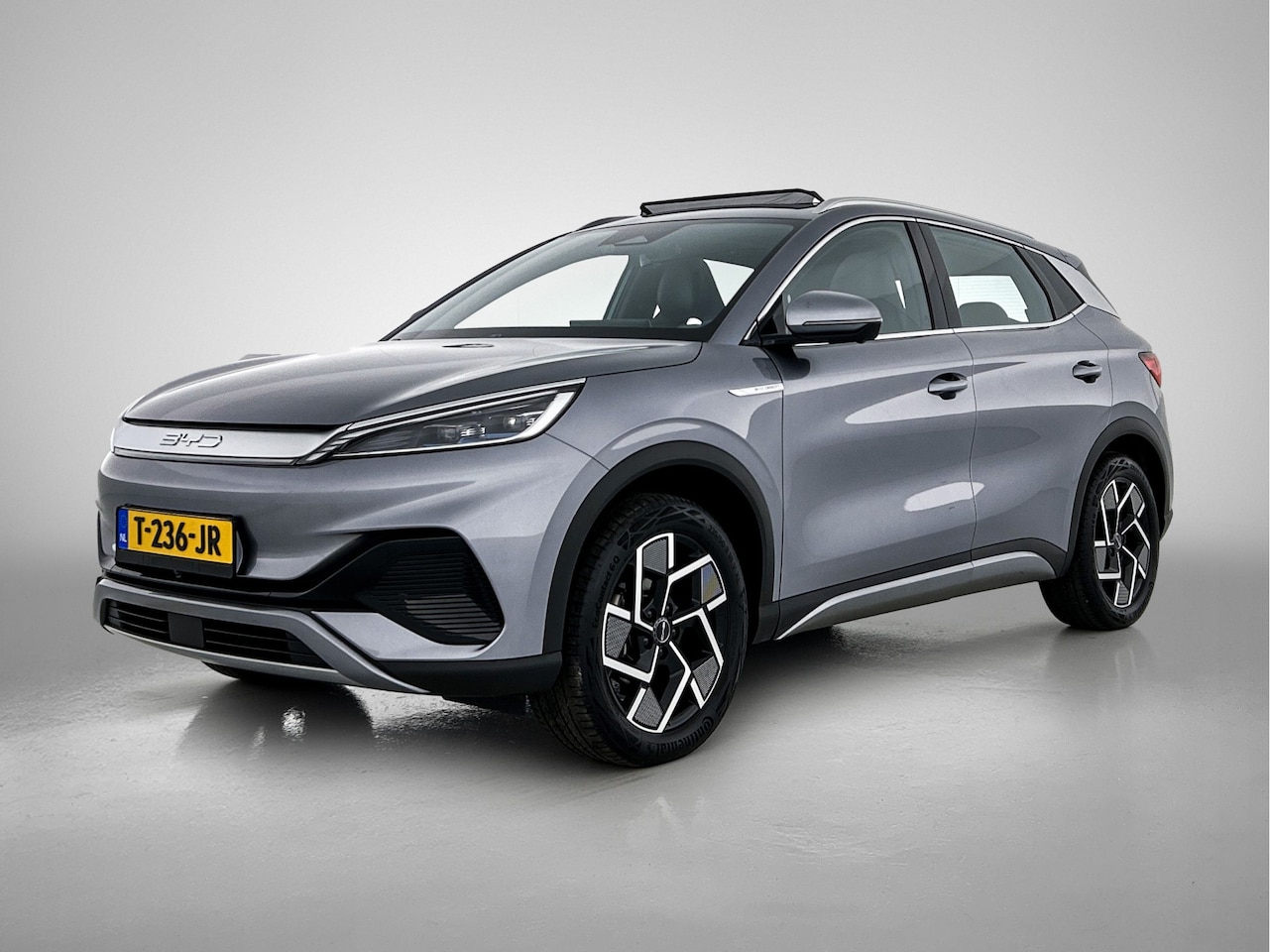 BYD Atto 3 - Design 60 kWh | V2L | 18" LMV | Vegan leder | 15,6" multimediascherm | - AutoWereld.nl