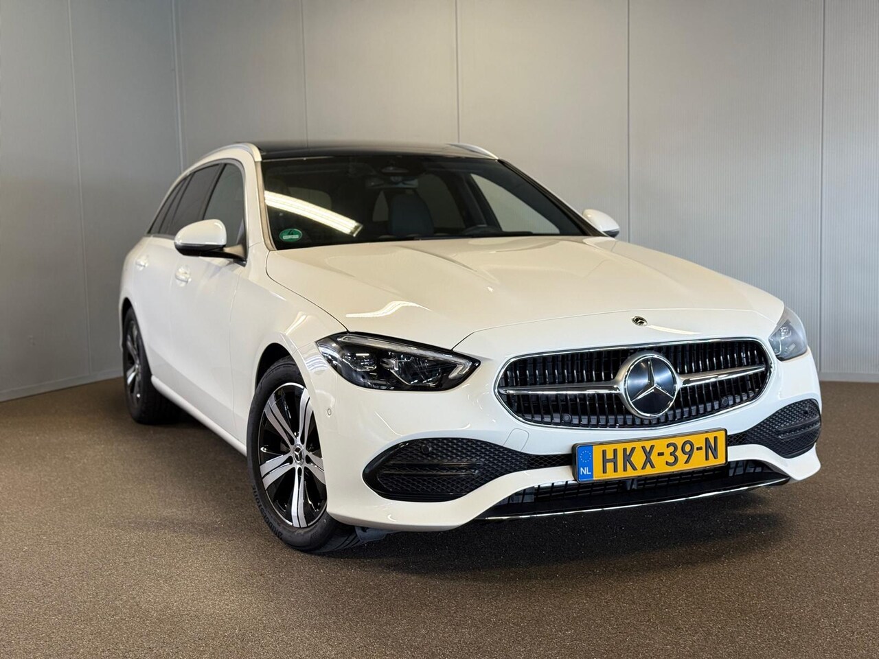 Mercedes-Benz C-klasse Estate - 180 Avantgarde Advanced-PANORAMA-TREKHAAK-CAMERA-NAVI-COMPLEET - AutoWereld.nl