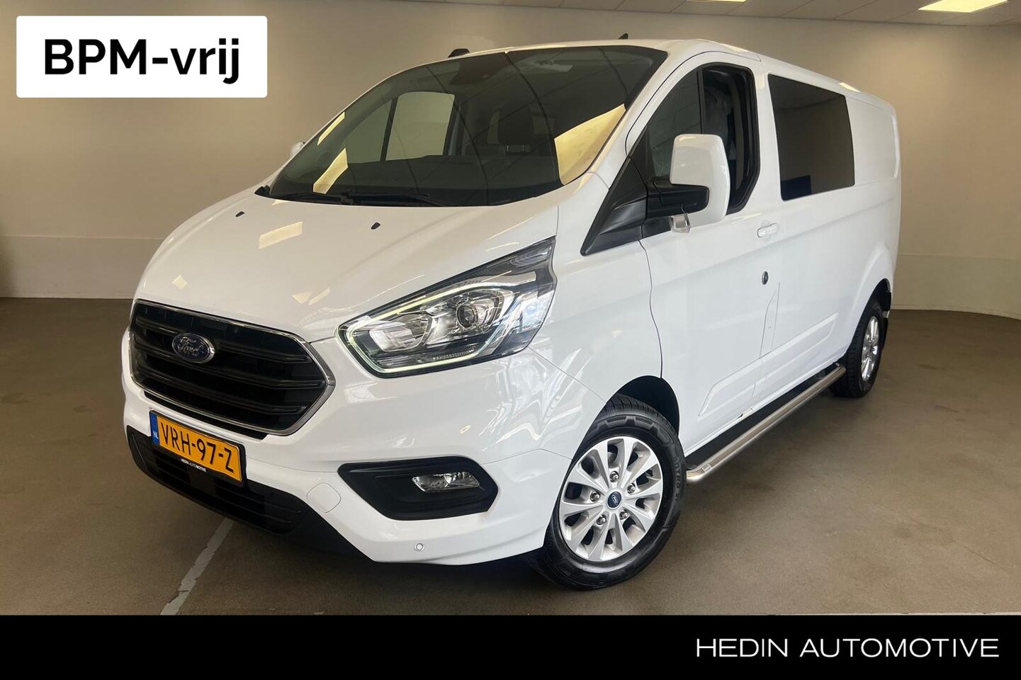Ford Transit Custom - 300 2.0 TDCI L2H1 Limited DC | Navi | Airco | Sidebars | Lichtmetalenvelgen | - AutoWereld.nl