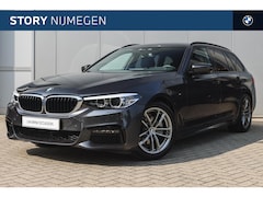 BMW 5-serie Touring - 520i High Executive M Sport Automaat / Trekhaak / Sportstoelen / Achteruitrijcamera / M Sp