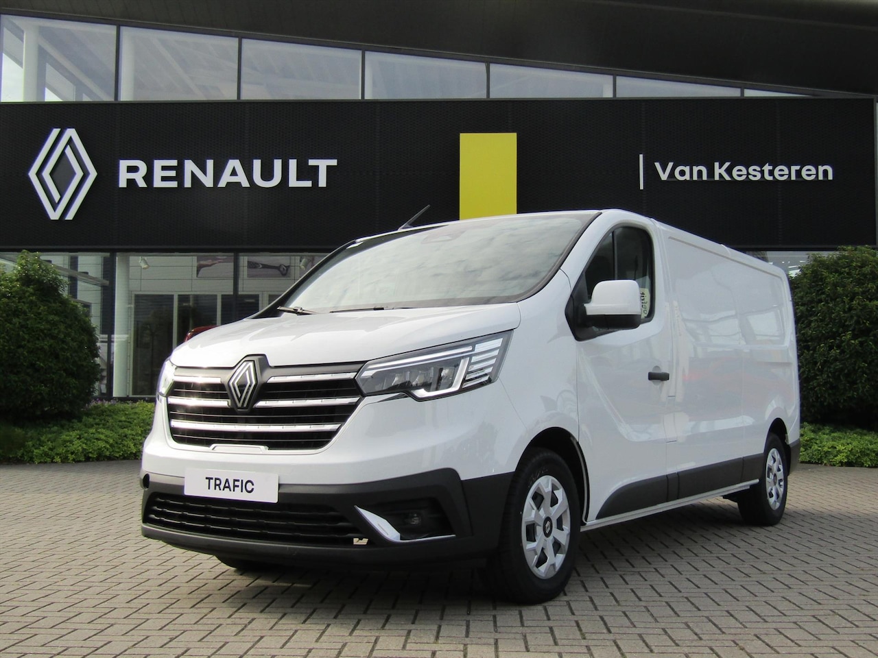 Renault Trafic E-Tech - GB Electric 122pk L2H2 T29 Aut Advance / Navigatie / Camera / 4 Seizoensbanden - AutoWereld.nl