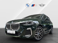 BMW 2-serie Active Tourer - 230e xDrive M-SPORT * LED, NAVI+, LEDER/ALC, PANORAMA, HuD, PRIVACY, 18-inch LMV - Ex BMW