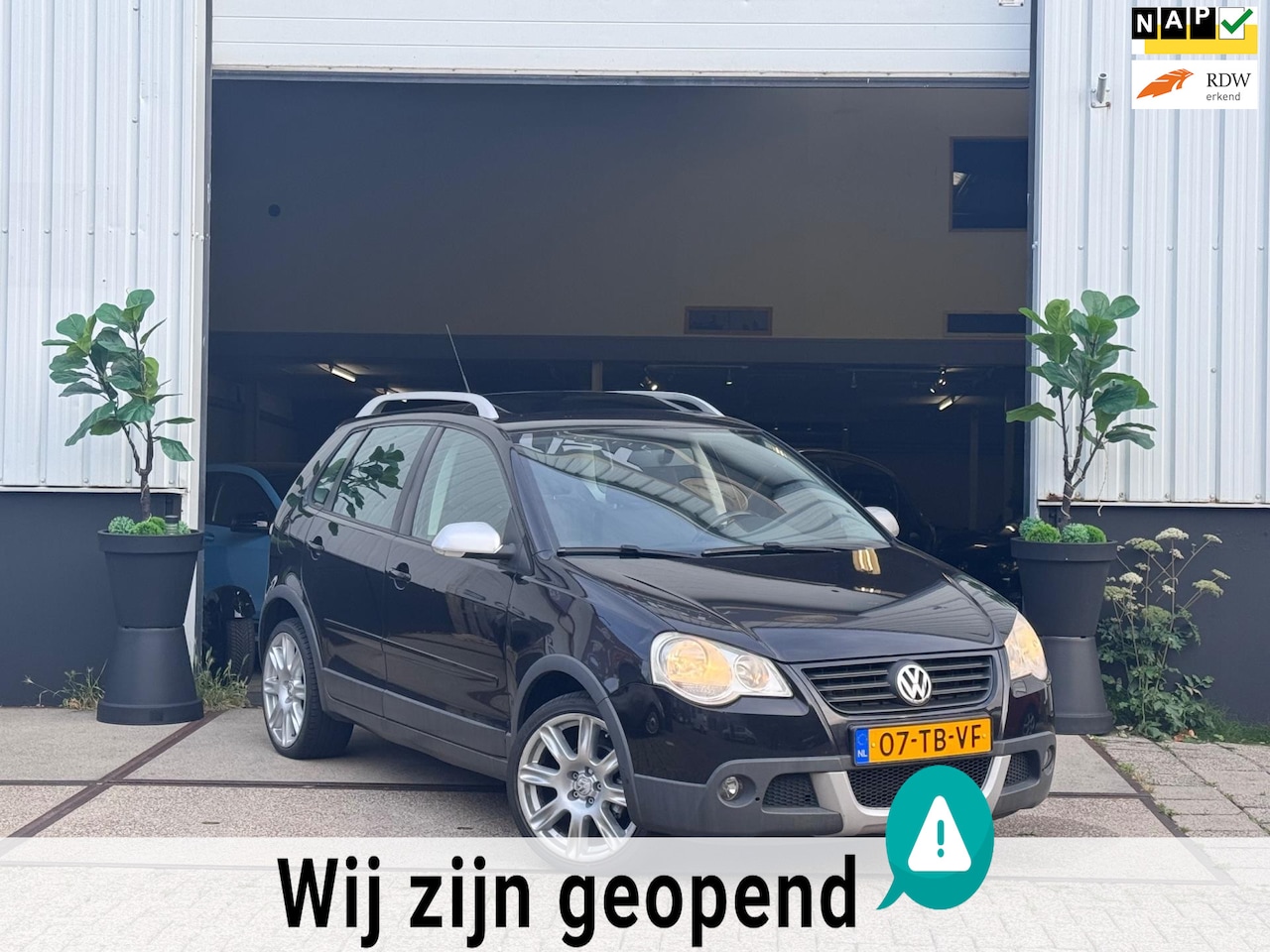 Volkswagen Polo - 1.4-16V Cross|PANO|CARPLAY|ELEK.RAMEN|AIRCO|BOEKJES| - AutoWereld.nl