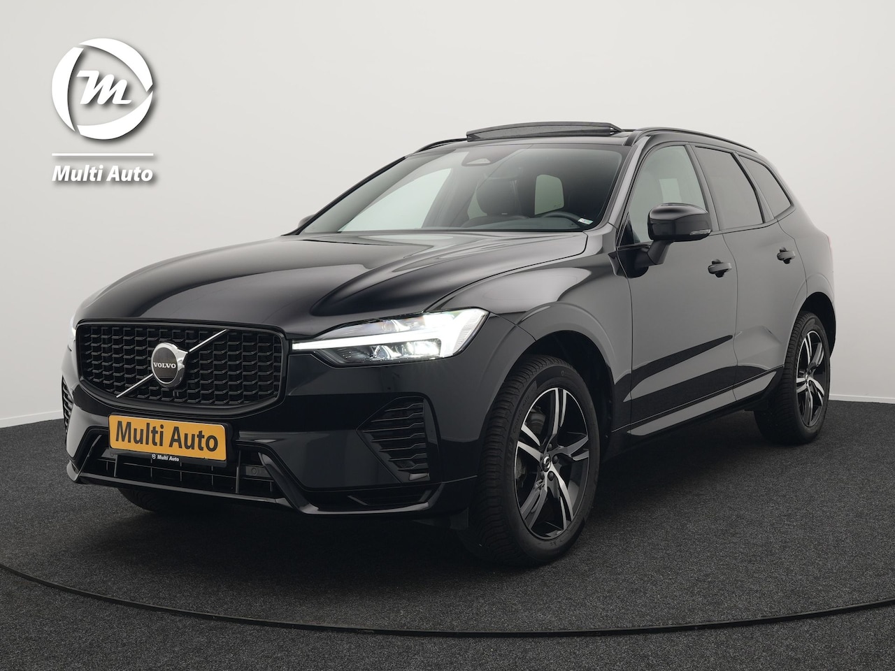 Volvo XC60 - B4 R-Design Automaat 198pk Dealer O.H | Trekhaak Af Fabriek | Panodak | Camera | Lederen S - AutoWereld.nl