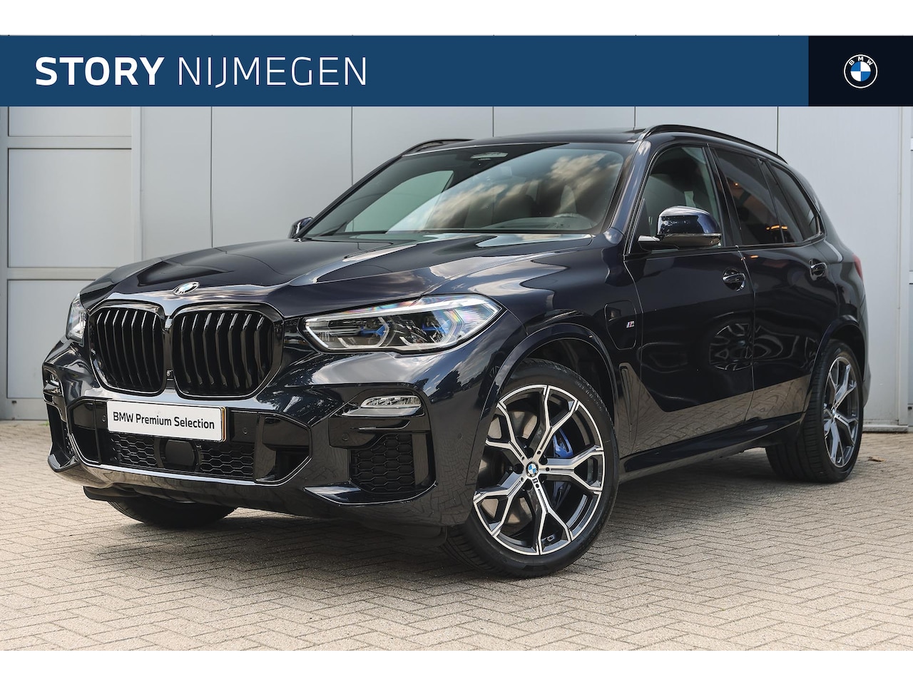 BMW X5 - xDrive45e High Executive M Sport Automaat / Panoramadak / Trekhaak / Laserlight / Soft Clo - AutoWereld.nl