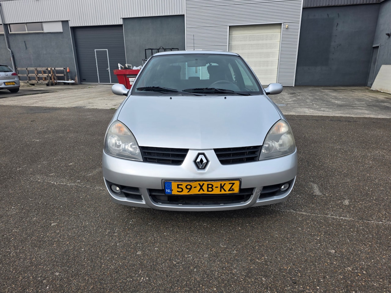 Renault Clio - 1.2-16V Campus 1.2-16V Campus - AutoWereld.nl