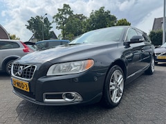 Volvo V70 - 2.0T Kinetic 203pk, Apk 11/8/26, Airco, Cruise, Navi, Nap, Trekhaak